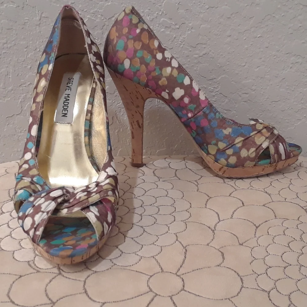 💕HP💕Multicolored Steve Madden Cork High Heels‎